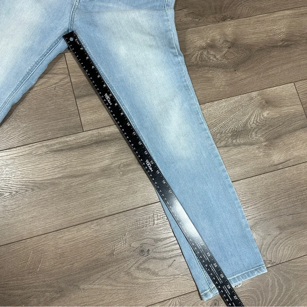 Free People Denim Light Wash Straight Leg high waisted Jeans size 30